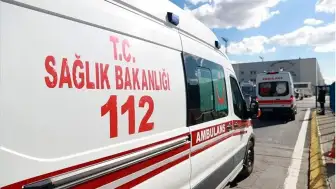 Denizli'de babasının böbreği kız trafik kazasında öldü