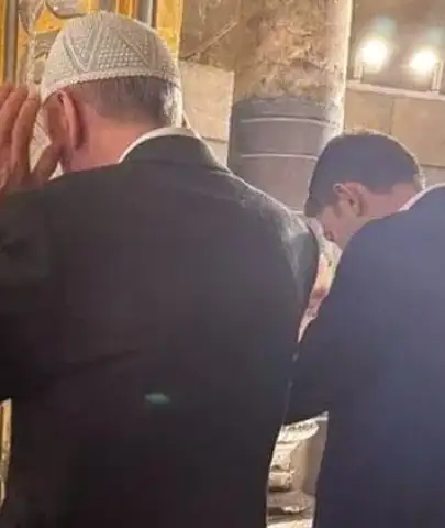 Son dakika: Cumhurbaşkanı Erdoğan ve Murat Kurum'dan Ayasofya'da akşam namazı