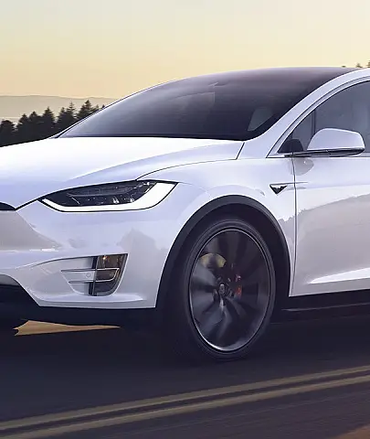 Tesla'nın Elektrikli Araç Teslimatları Yıllık Bazda İlk Defa Geriledi!
